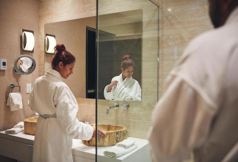 Отель The Luxus Boutique