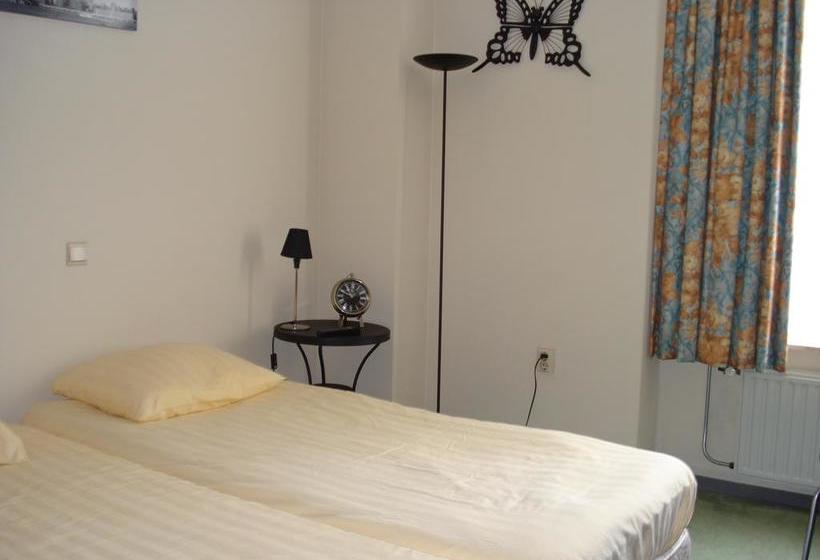 בית מלון כפרי Tollenique