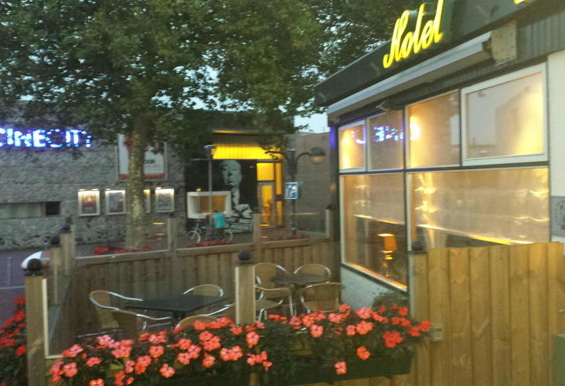 בית מלון כפרי Tollenique