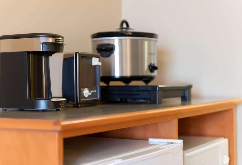 فندق Travelodge By Wyndham Edson