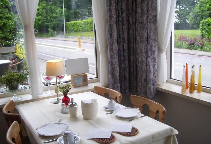 هتل Troisfontaine