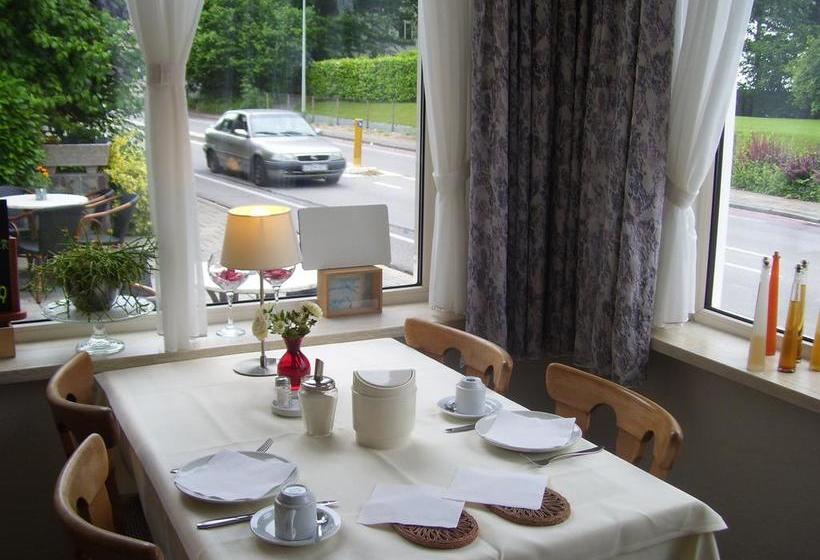 هتل Troisfontaine