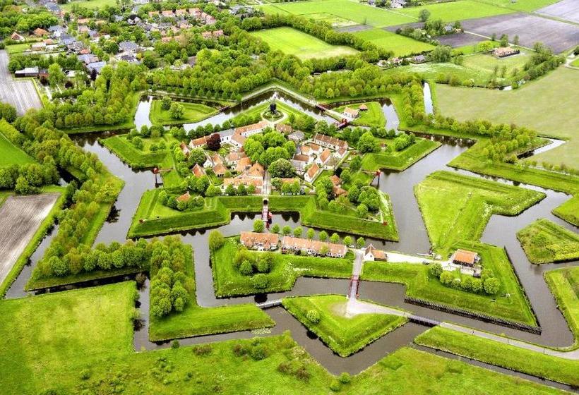 Отель Vesting Bourtange