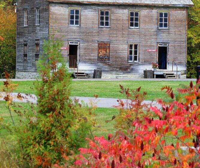 فندق Village Historique De Val Jalbert