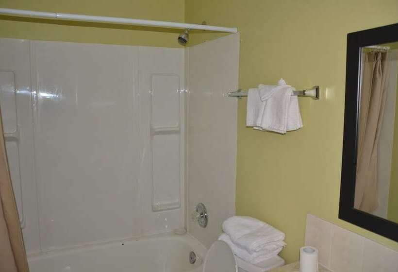 מוטל Coachman Inn