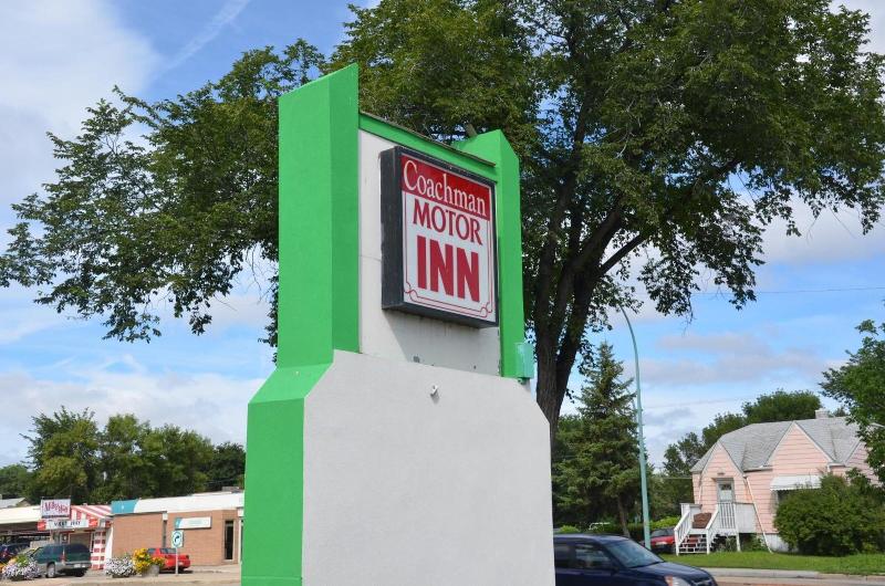 מוטל Coachman Inn