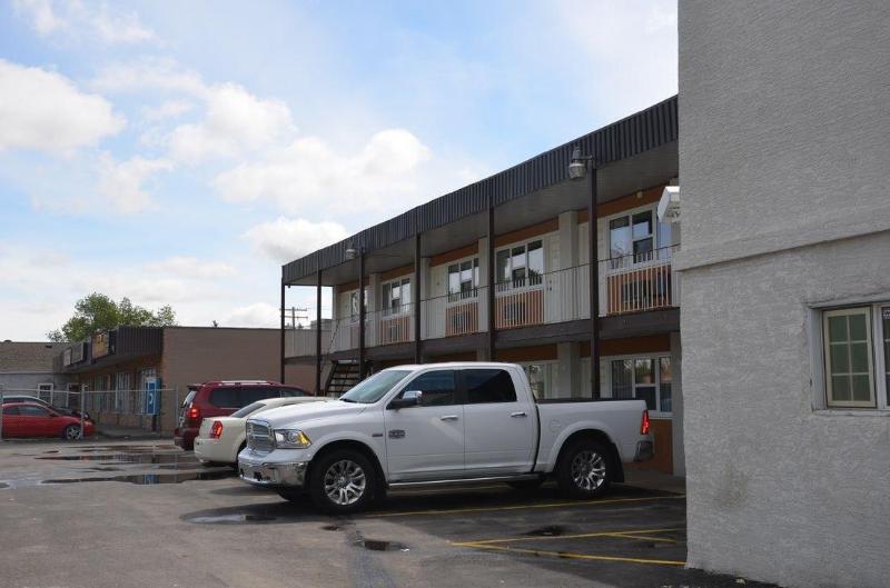 מוטל Coachman Inn