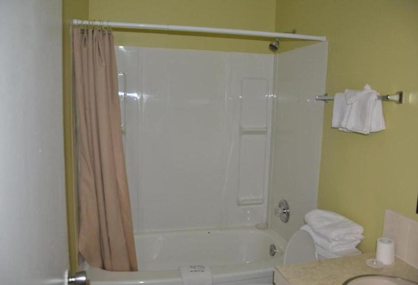 מוטל Coachman Inn