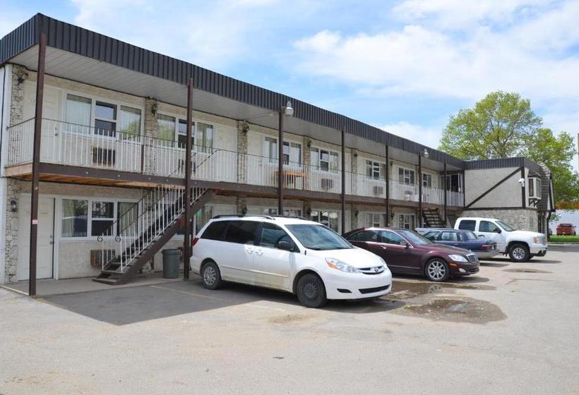 מוטל Coachman Inn