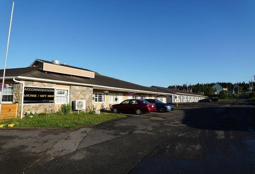 فندق على الطريق Fortress Inn Louisbourg