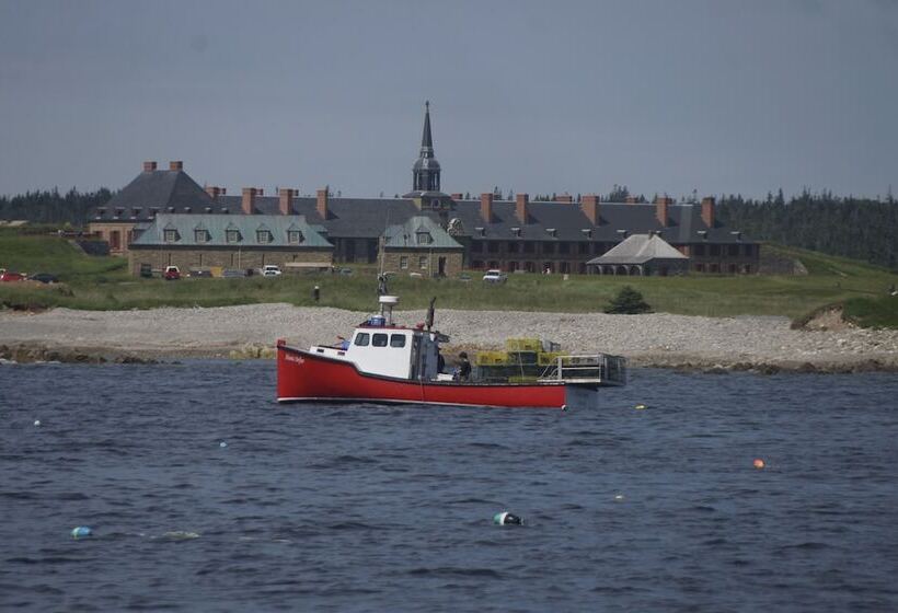 فندق على الطريق Fortress Inn Louisbourg