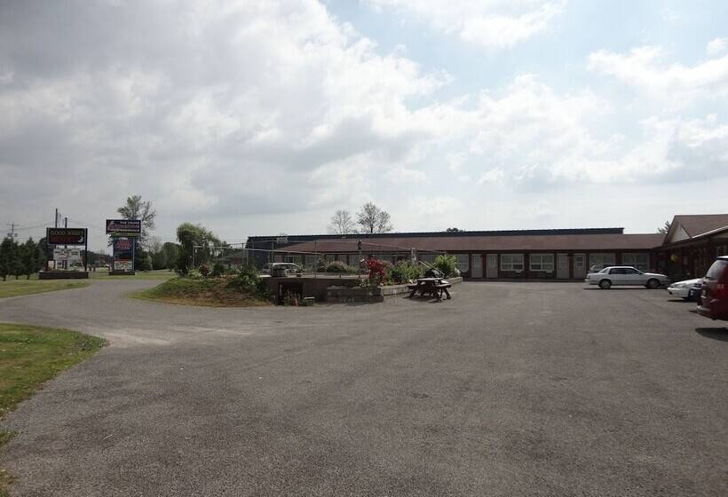 فندق على الطريق Good Night Inn