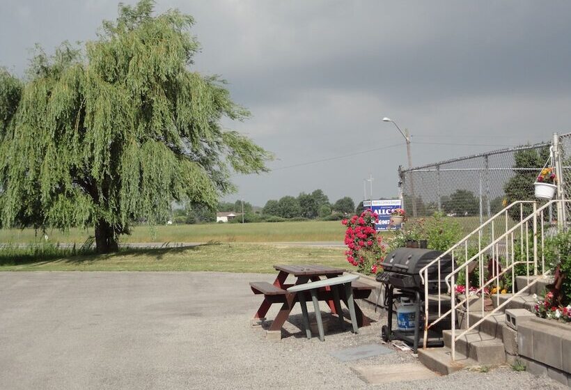 فندق على الطريق Good Night Inn