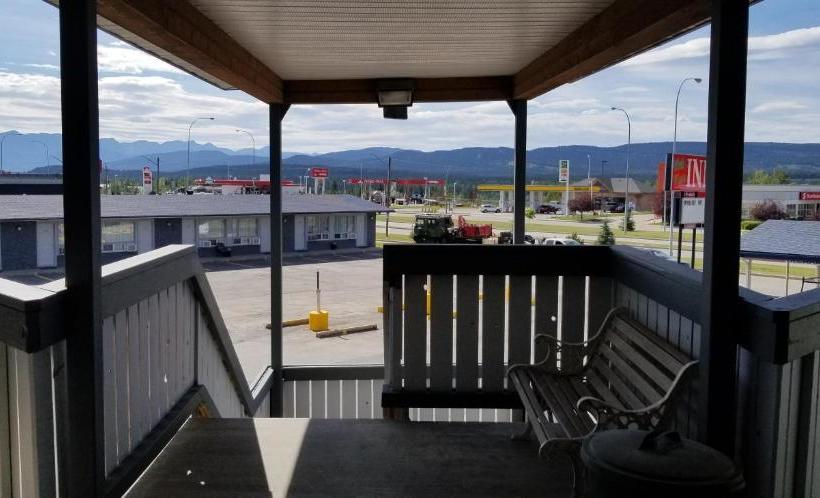 מוטל Tara Vista Inn