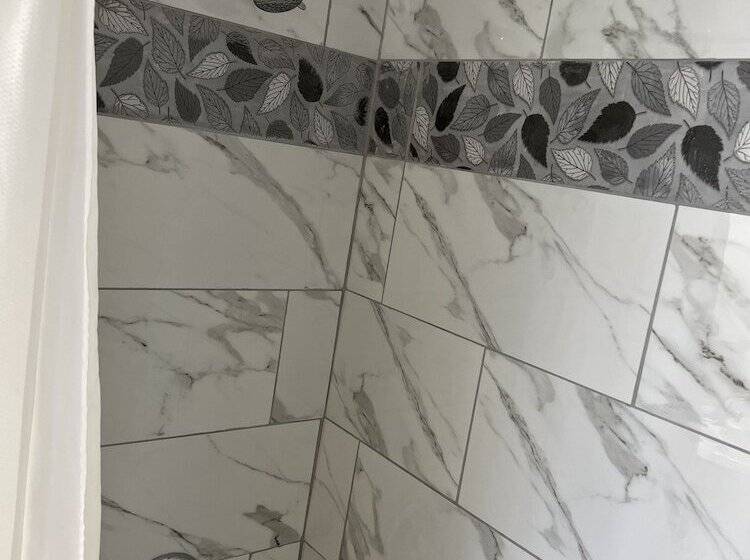 فندق على الطريق Wiarton Willys Inn