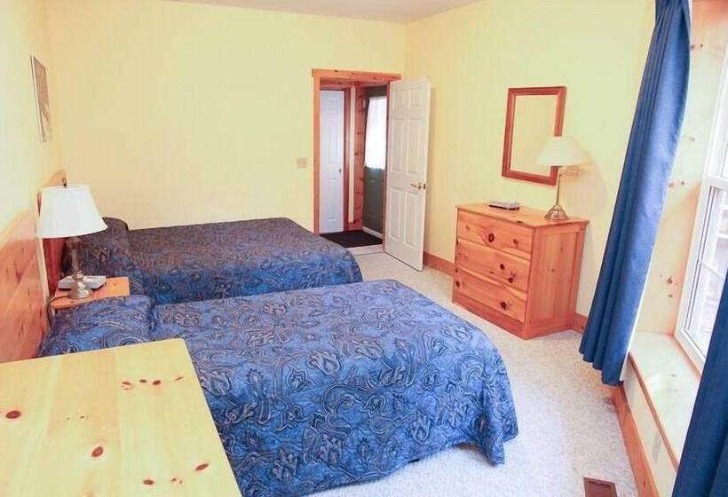 Patterson Kaye Resort On Lake Muskoka