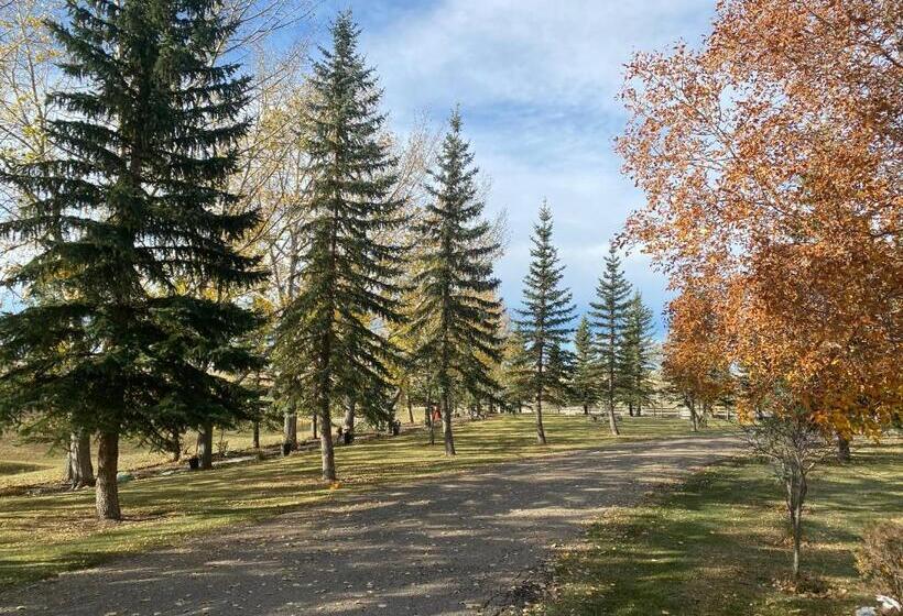 Rolling Hills Country Resort Bed And Breakfast