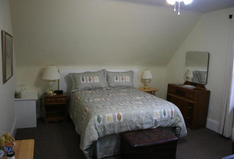 Sandstone Bed And Breakfast