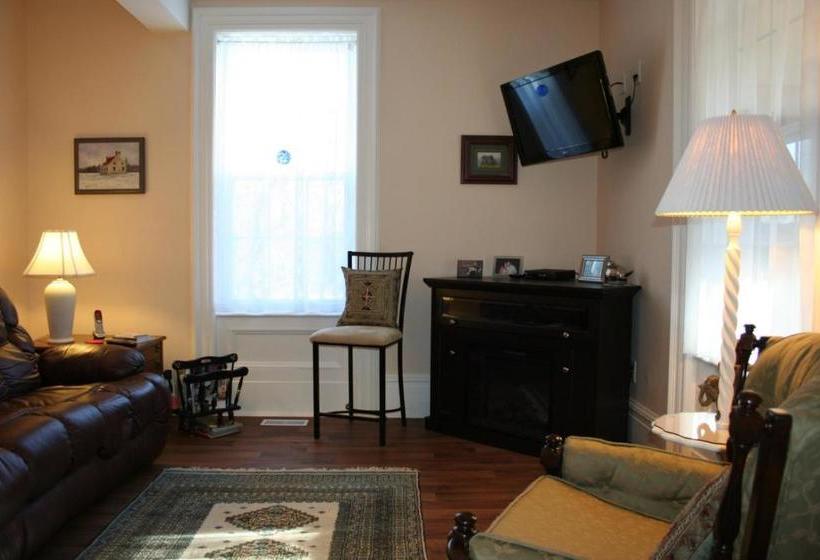 Sandstone Bed And Breakfast