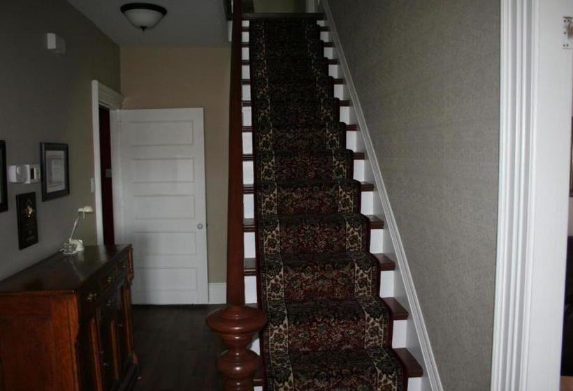 Sandstone Bed And Breakfast