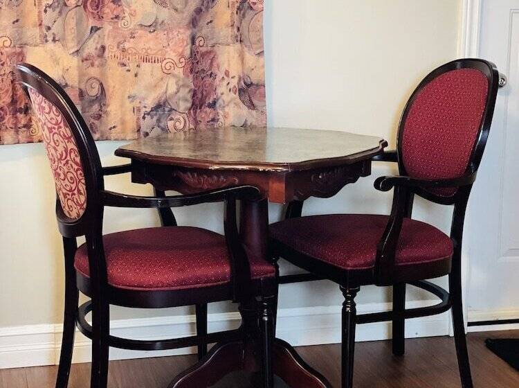 Scenic Motel Moncton