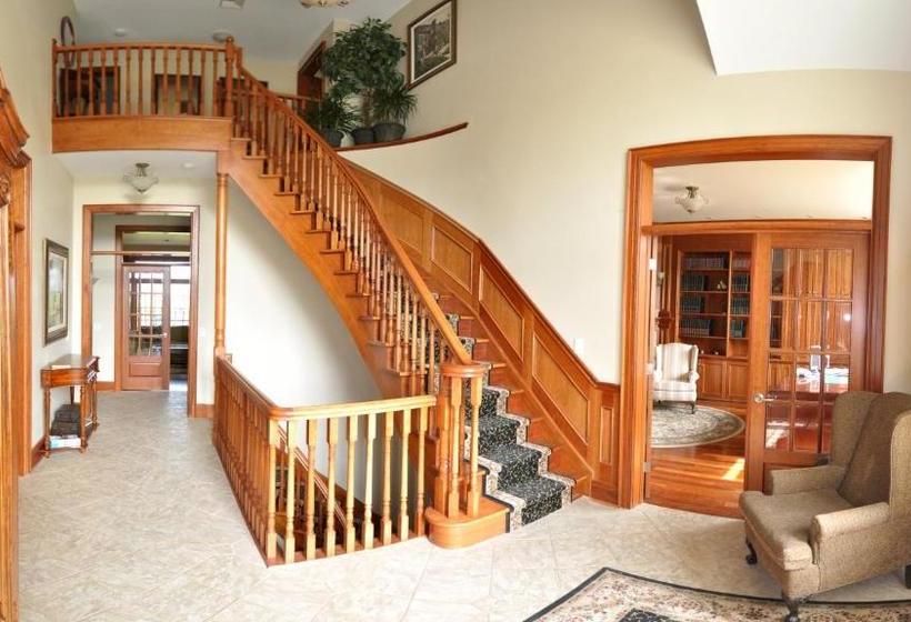 Stone Edge Estate Bed & Breakfast