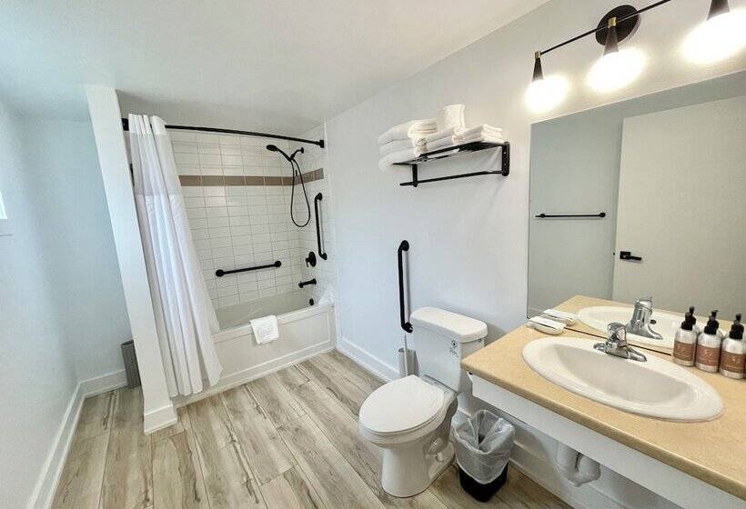 Ukee Peninsula Motel