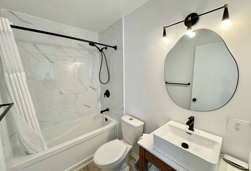 Ukee Peninsula Motel