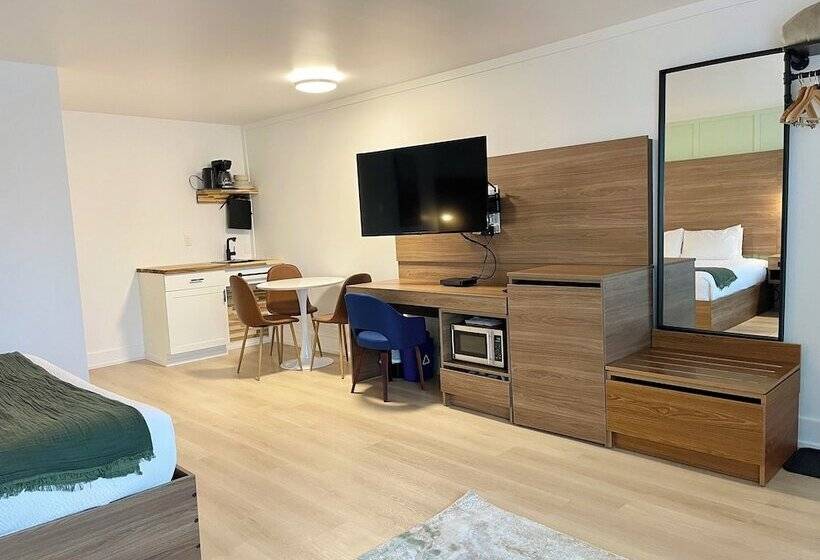 Ukee Peninsula Motel