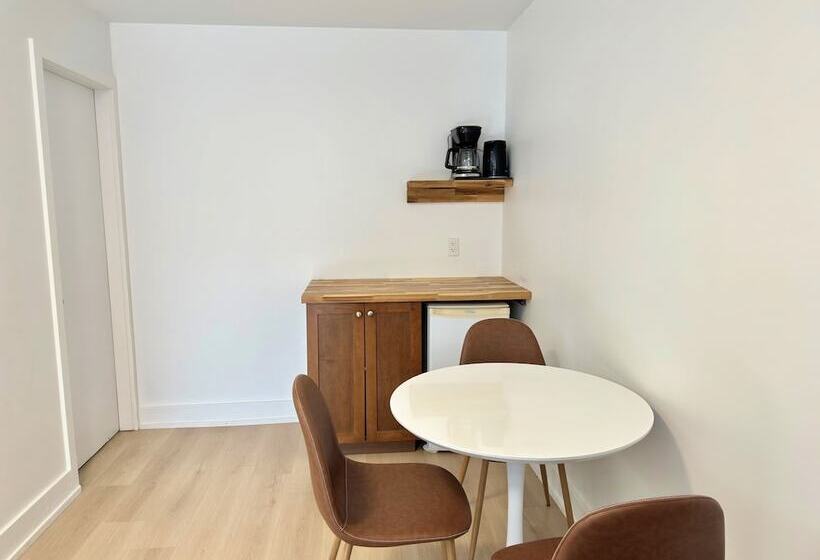 Ukee Peninsula Motel