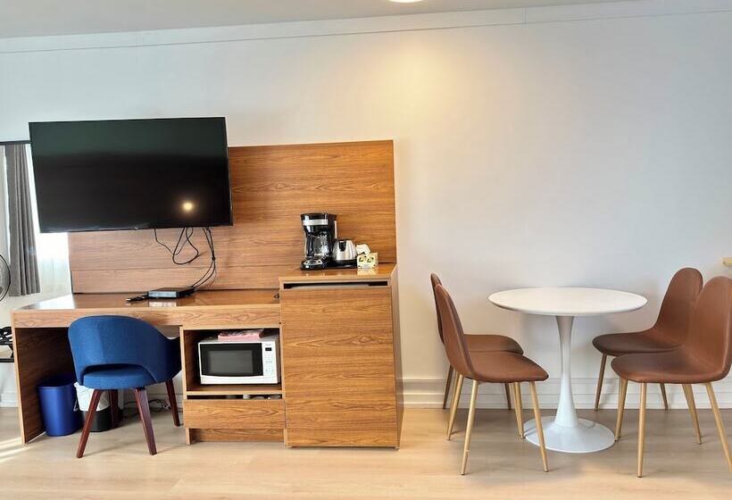 Ukee Peninsula Motel