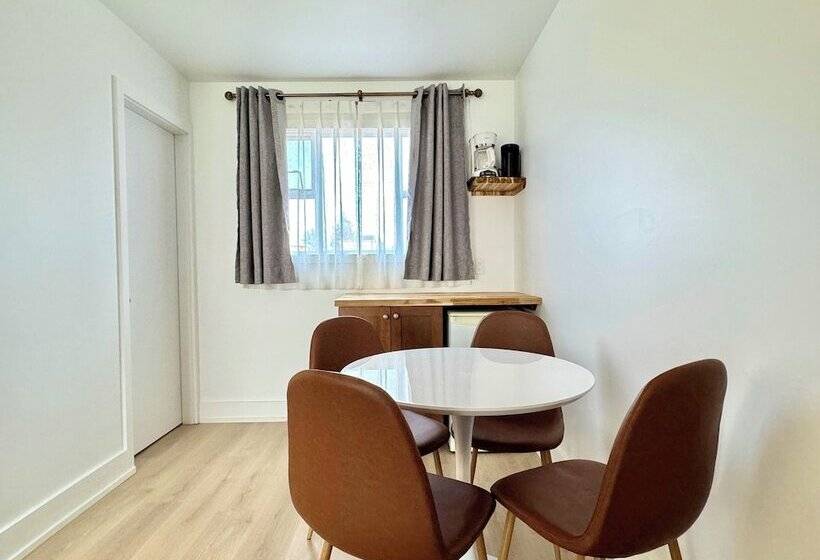 Ukee Peninsula Motel