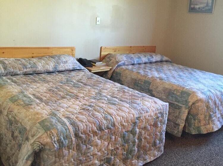 Wakiki Motel & Lounge