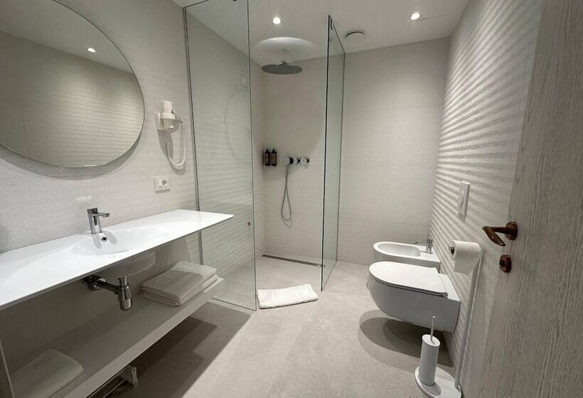 Abi S Hotel & Spa Vlore