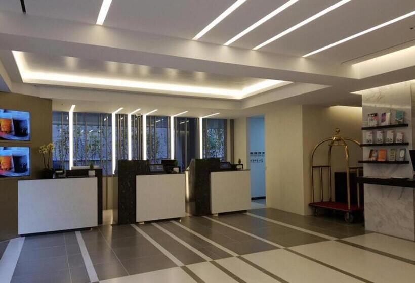 Afirst Hotel Myeongdong