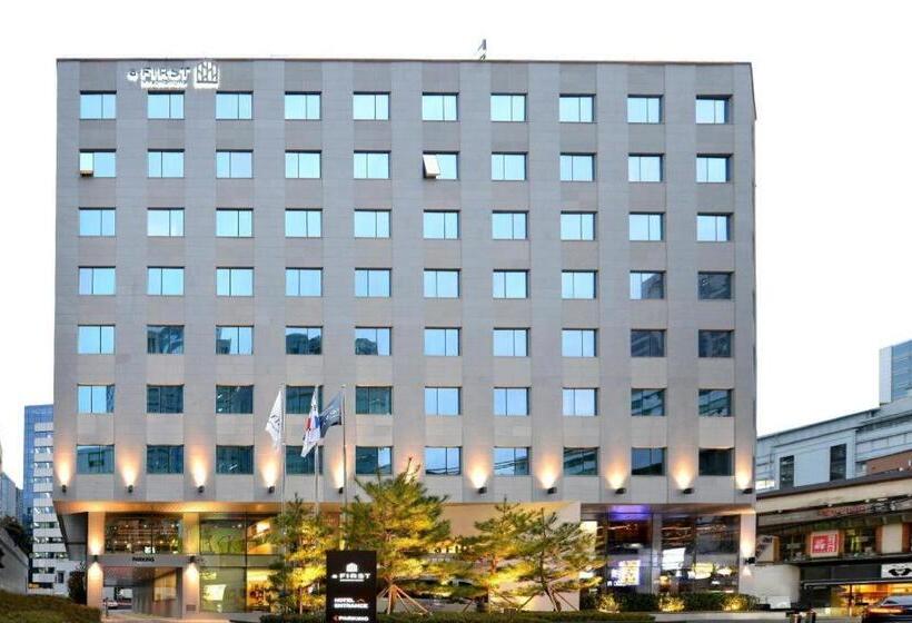 Afirst Hotel Myeongdong