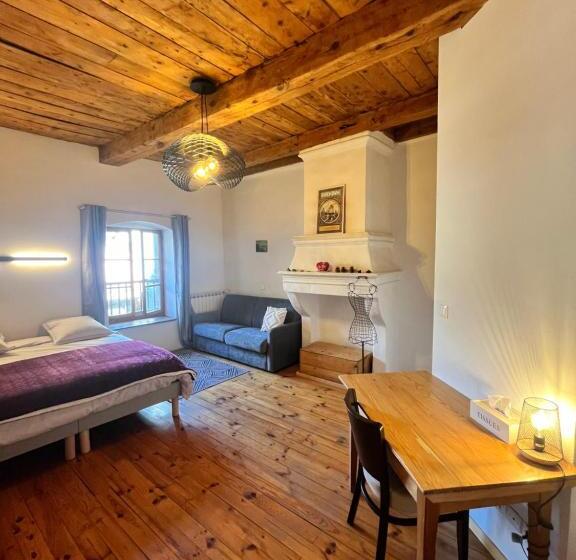 住宿加早餐  Auberge Le Glacier Bleu