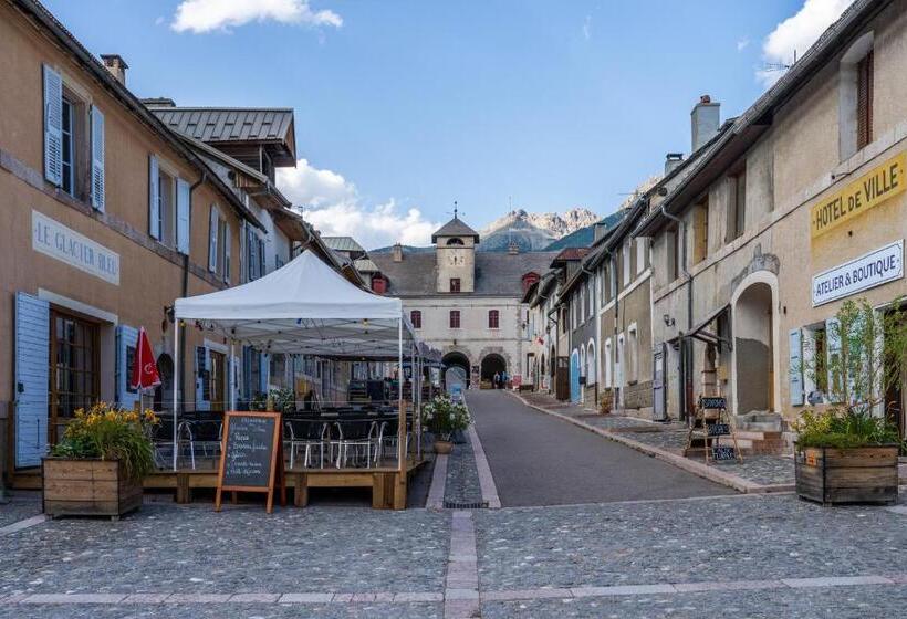 צימר Auberge Le Glacier Bleu