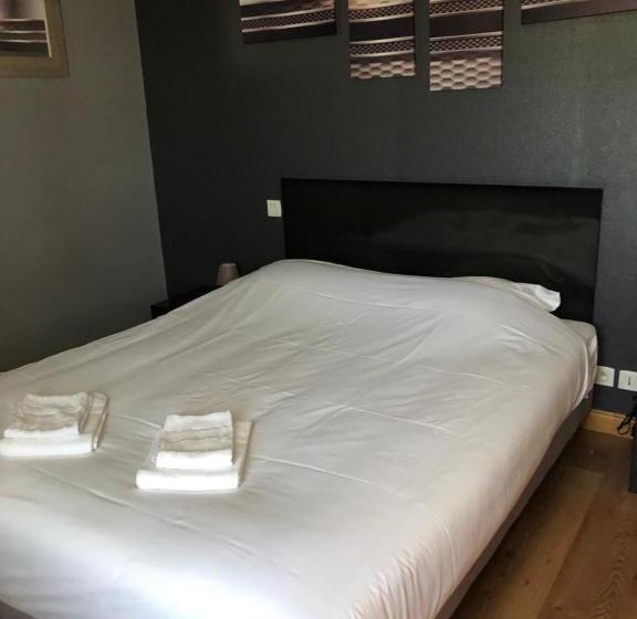 مبيت وإفطار Chambre D Hôtes De La Noyeraie