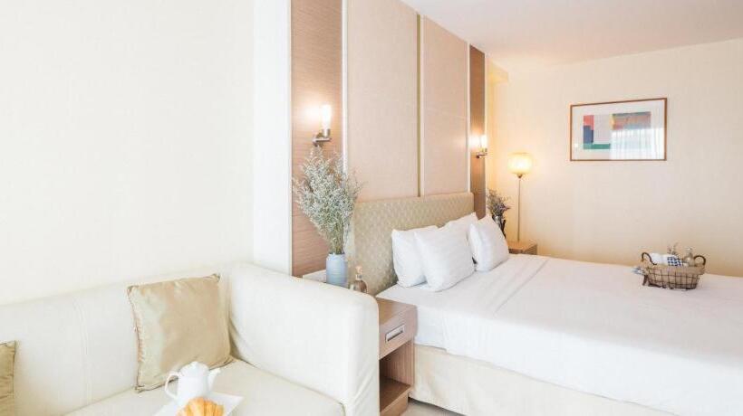 Clef Hotel Bangkok