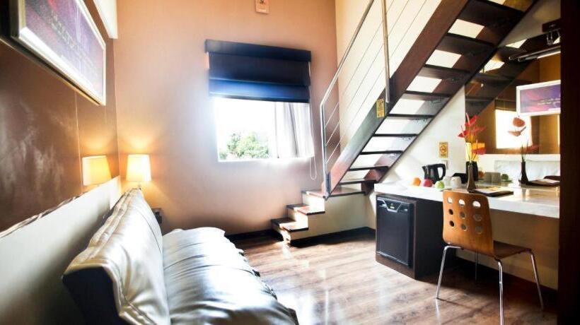 Favor Hotel Makassar City Center By Life