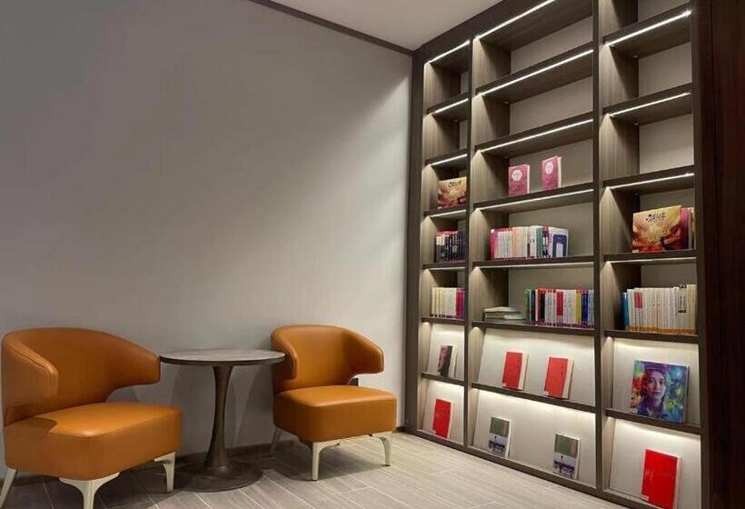 Hanting Hotel Beijing Wangfujing Peking Union Medical College Hospital