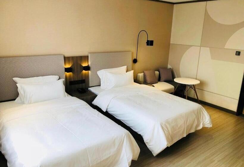 Hanting Hotel Dezhou Yucheng Administrative Street