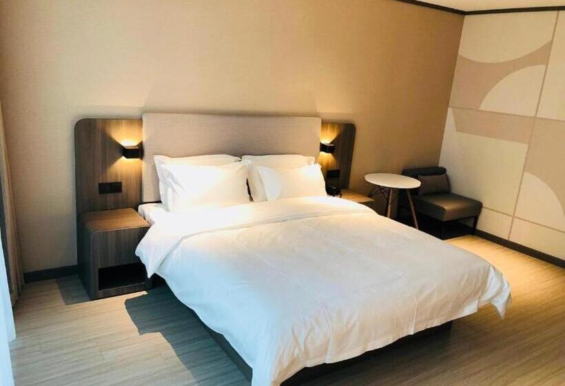 Hanting Hotel Dezhou Yucheng Administrative Street