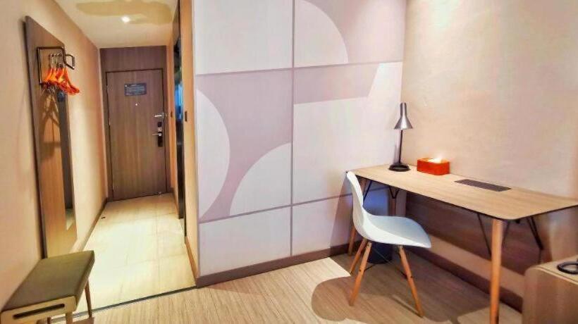 Hanting Hotel Fushun Wanda Plaza