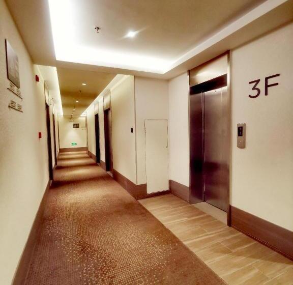 Hanting Hotel Huzhou Yishang Street