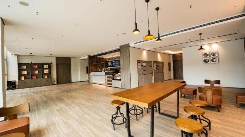 Hanting Hotel Ining Taibai Hu Jinghang Road