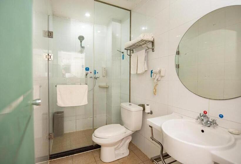 Hanting Hotel Jiaozhou Jiaodong International Airport