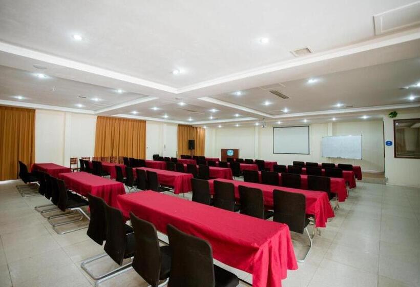 Hanting Hotel Jiaozhou Jiaodong International Airport