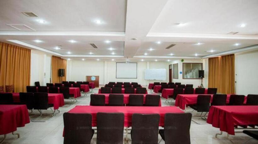 Hanting Hotel Jiaozhou Jiaodong International Airport